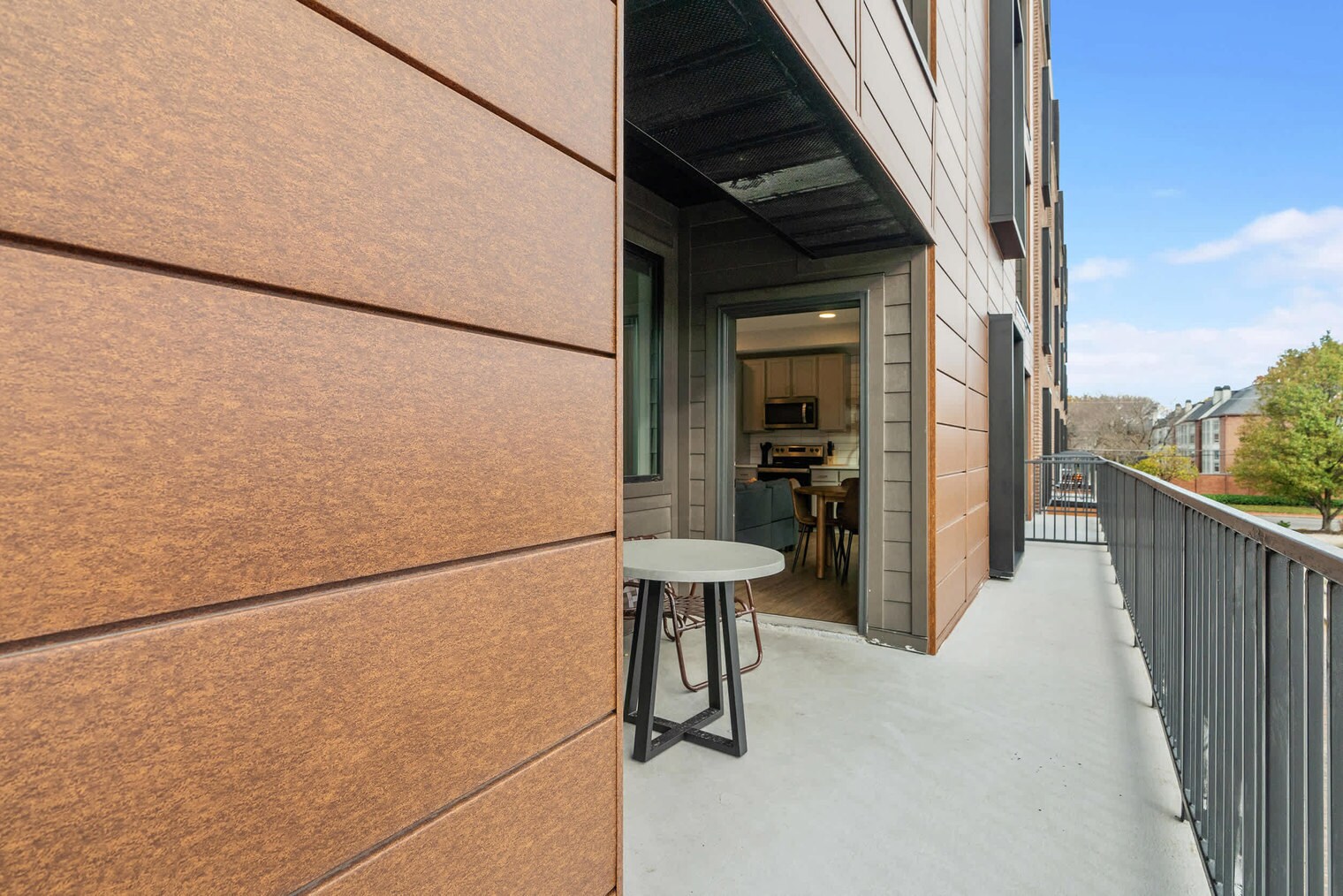 Building Photo - 423 E Michigan St