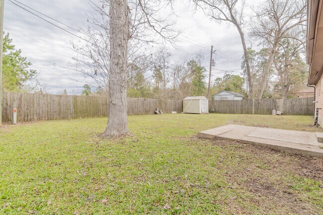 Building Photo - 510 Alison St