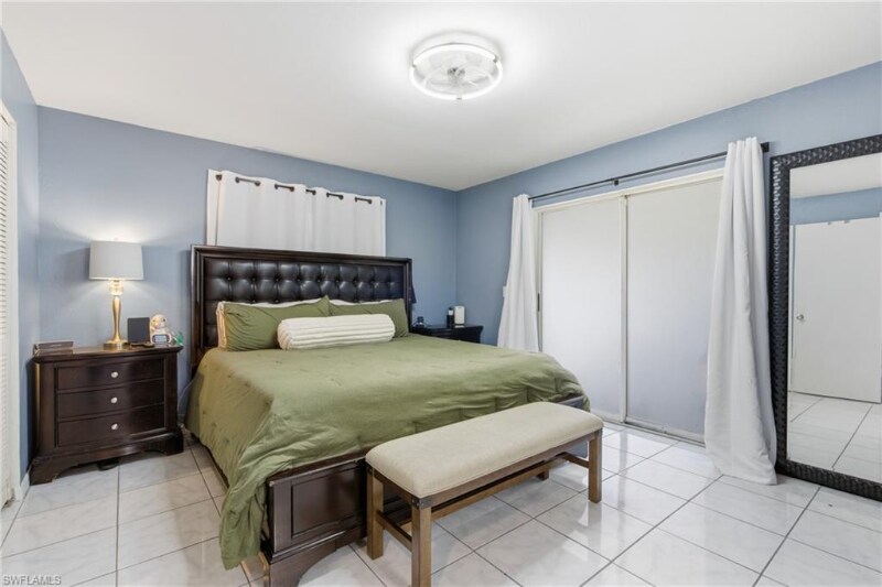 Building Photo - 1000 S Alhambra Cir