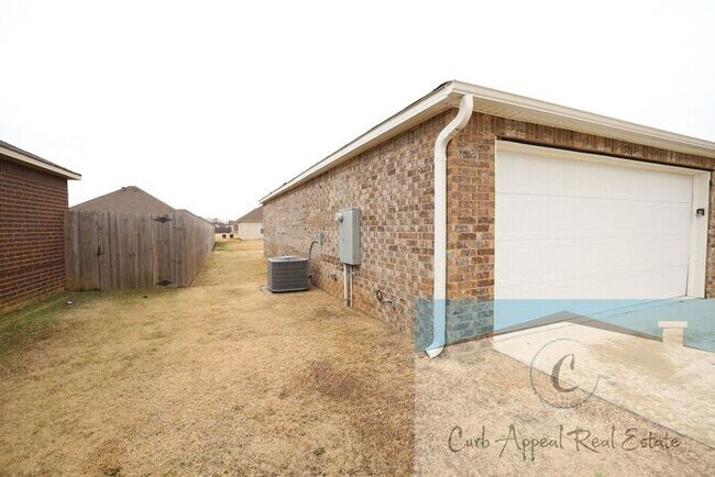 Building Photo - Move in special $950!! Beautiful 4 bed / 2 bath home - Nettleton!!