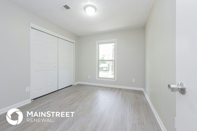 Building Photo - 8236 Greenmar Way