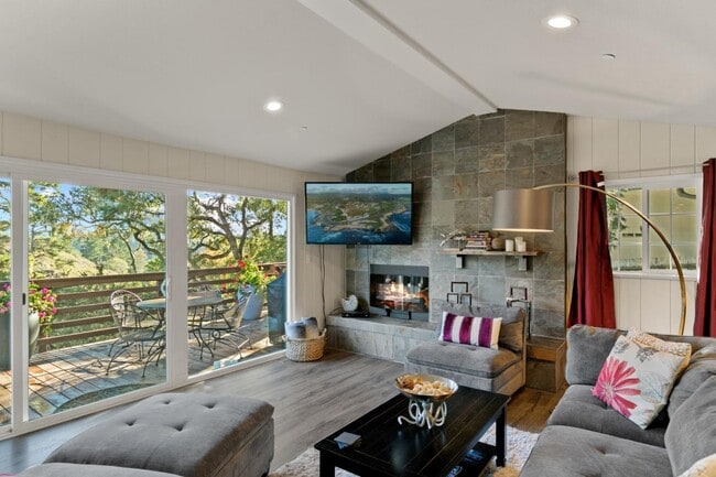 Building Photo - 24971 N Carmel Hills Dr