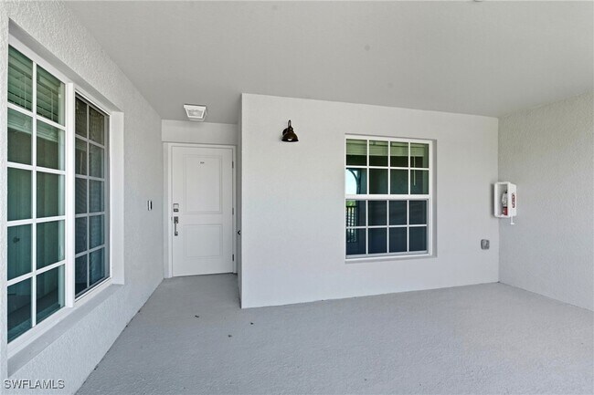 Building Photo - 15155 Bluffton Ln