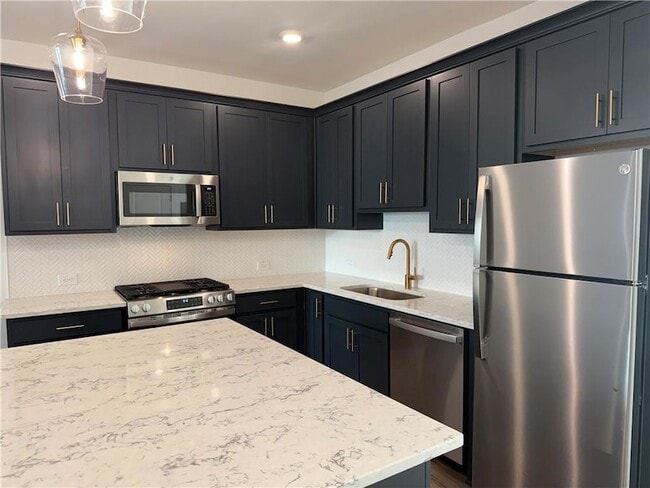 Building Photo - 1605 Aeslin Dr NW