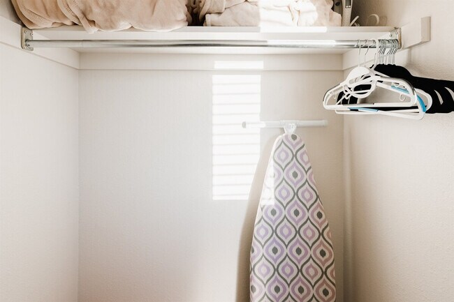 Building Photo - 6380 S Boston St