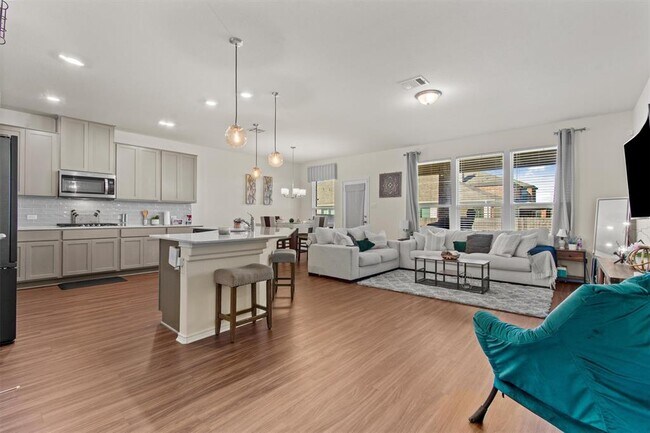 Building Photo - 3708 Forino Dr