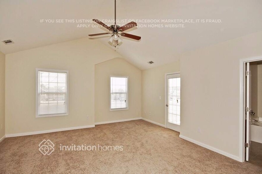 Building Photo - 5342 Catrina Way