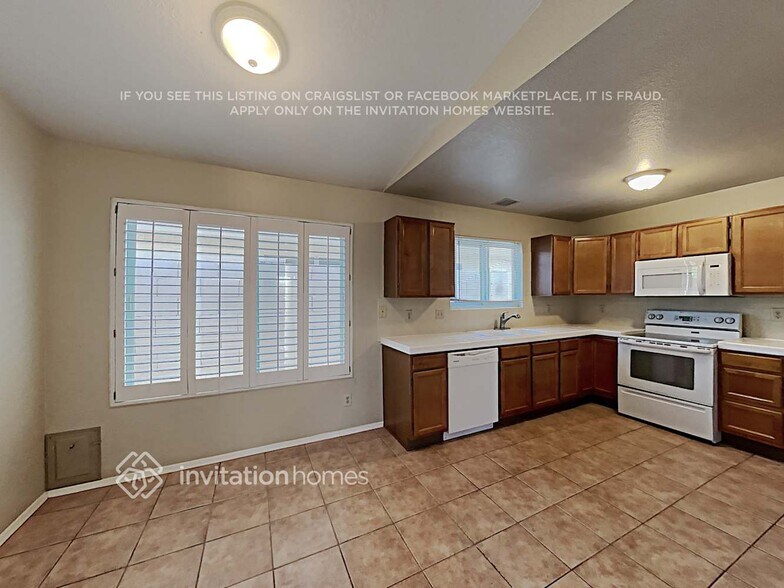 Building Photo - 4776 W Marco Polo Rd
