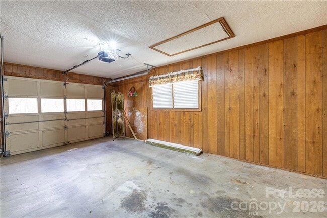 Building Photo - 24752 Kates Dr