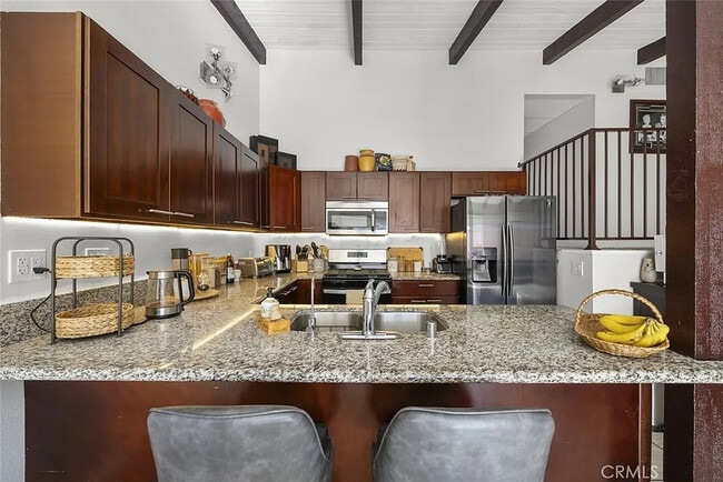 Building Photo - 7924 Woodman Ave