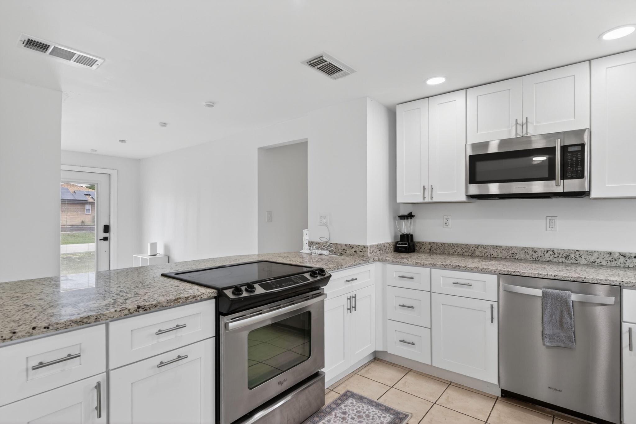 Building Photo - 1057 Tropical Ave NW