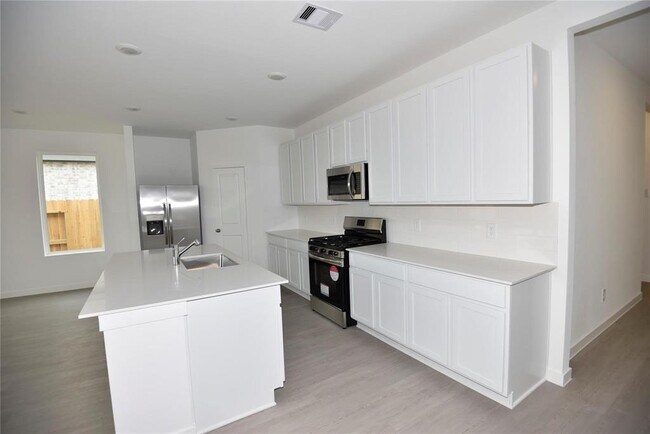 Building Photo - 16531 Mesquite Fld Dr