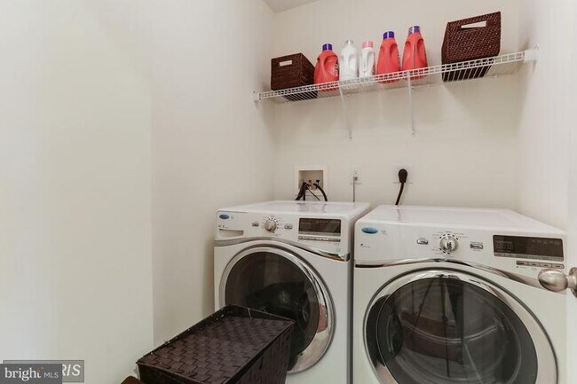 Building Photo - 13318 Latrobe Ln