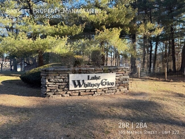 Building Photo - 365 Mather St