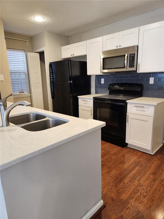 Building Photo - 220 St Andrews Ct