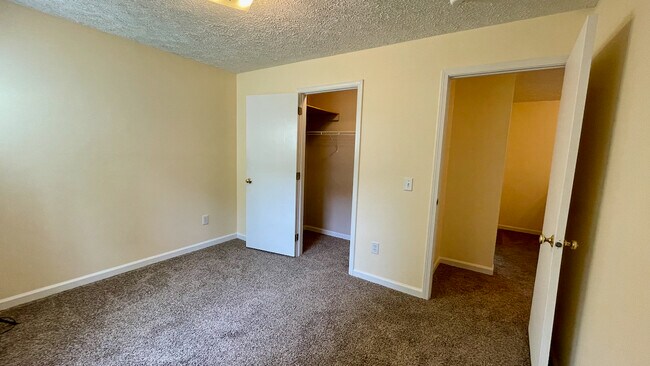 Building Photo - 30 True Way Ln