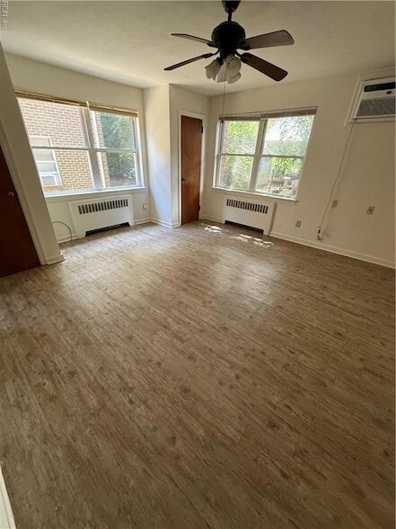 Building Photo - 825 Harrington Ave