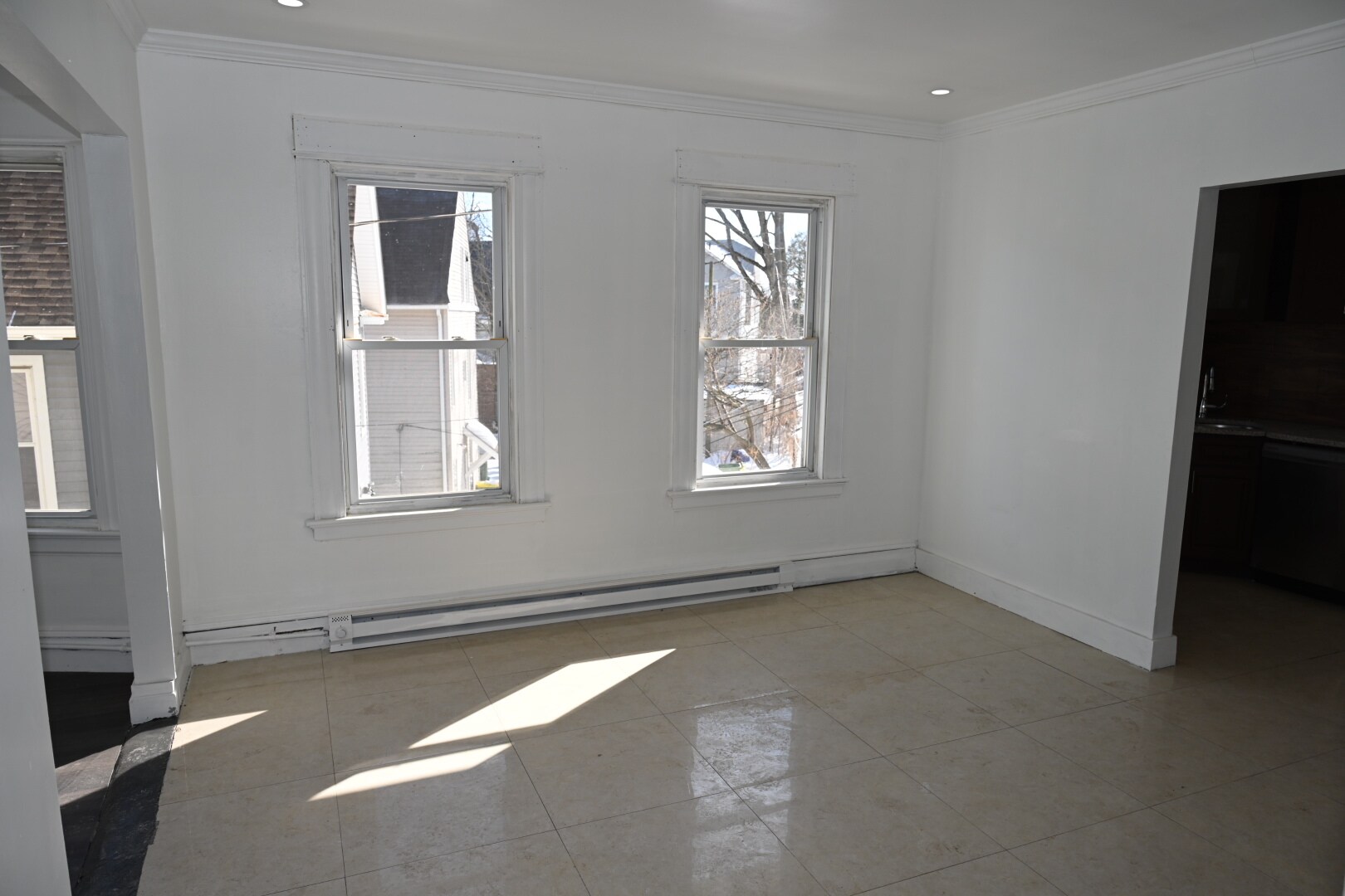 Building Photo - 203 Cooke St