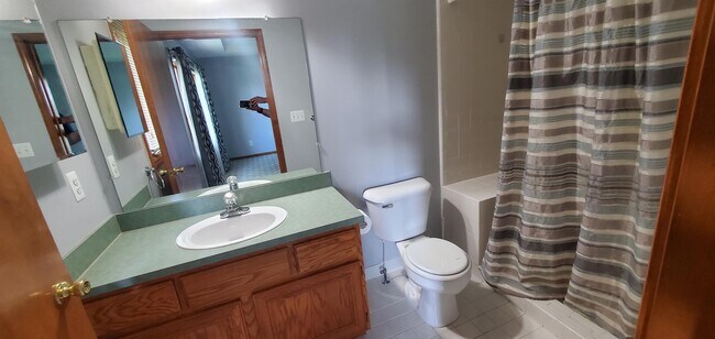 Building Photo - 21391 Marina Cir