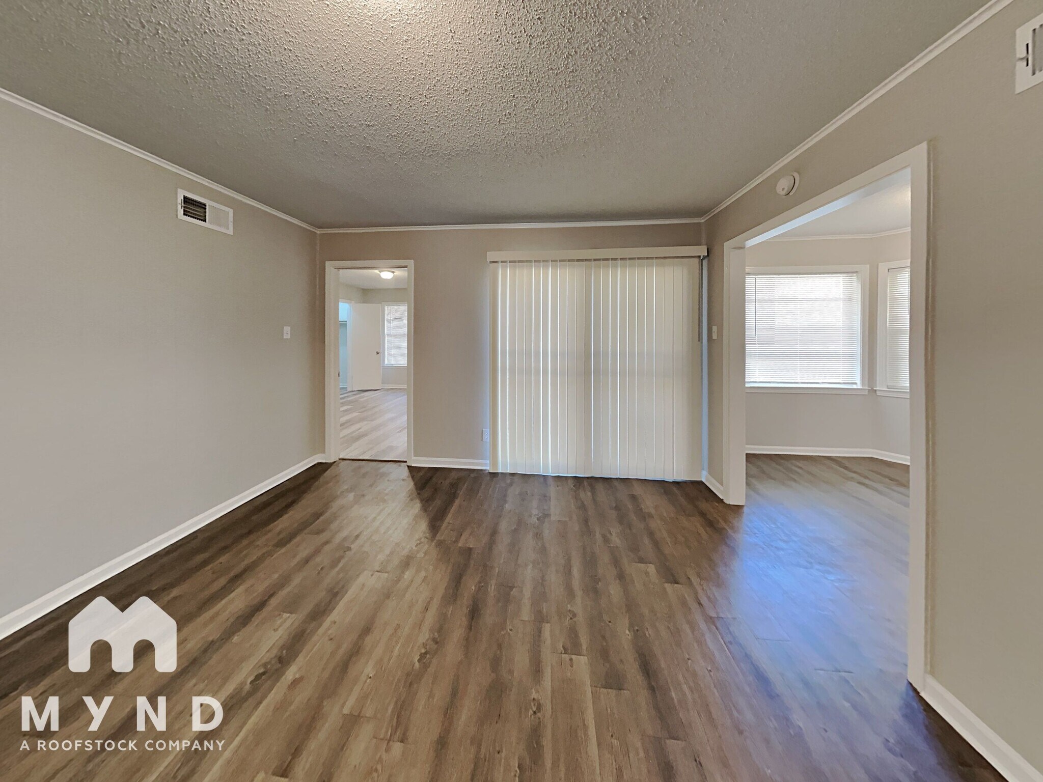 Building Photo - 5160 Rolling Meadows Dr