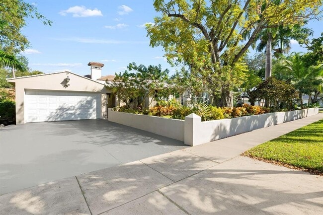 Building Photo - 1252 N Rio Vista Blvd