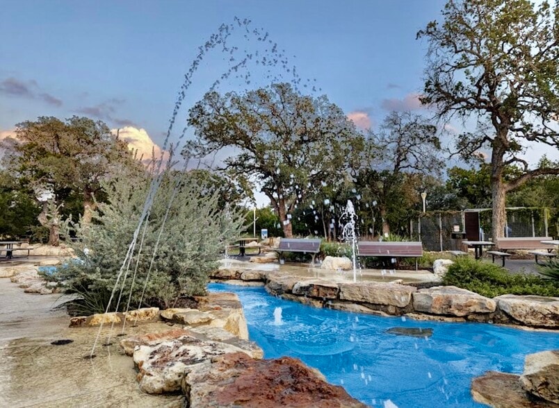 Building Photo - 1741 Fountain Bridge Dr