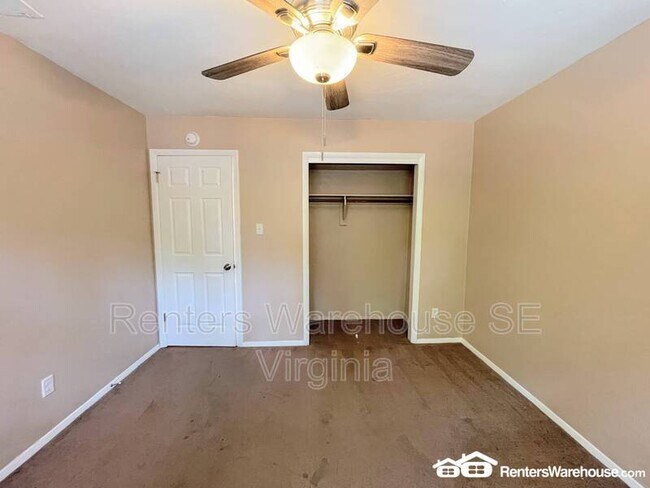 Building Photo - 5736 Avalon Woods Dr