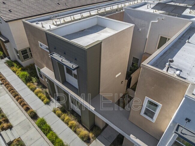 Building Photo - 26912 W Winding Trail Ct