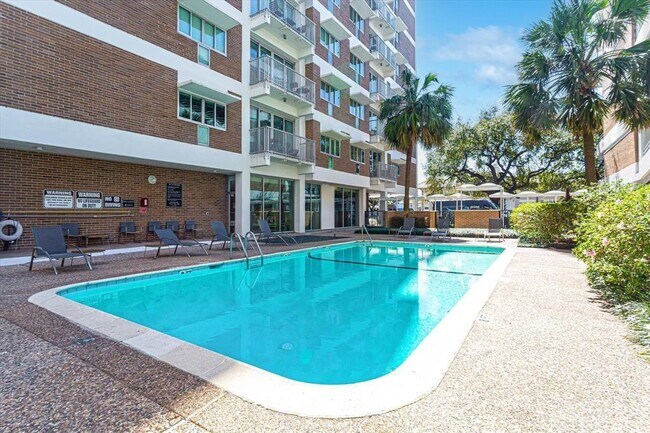 Building Photo - 3614 Montrose Blvd