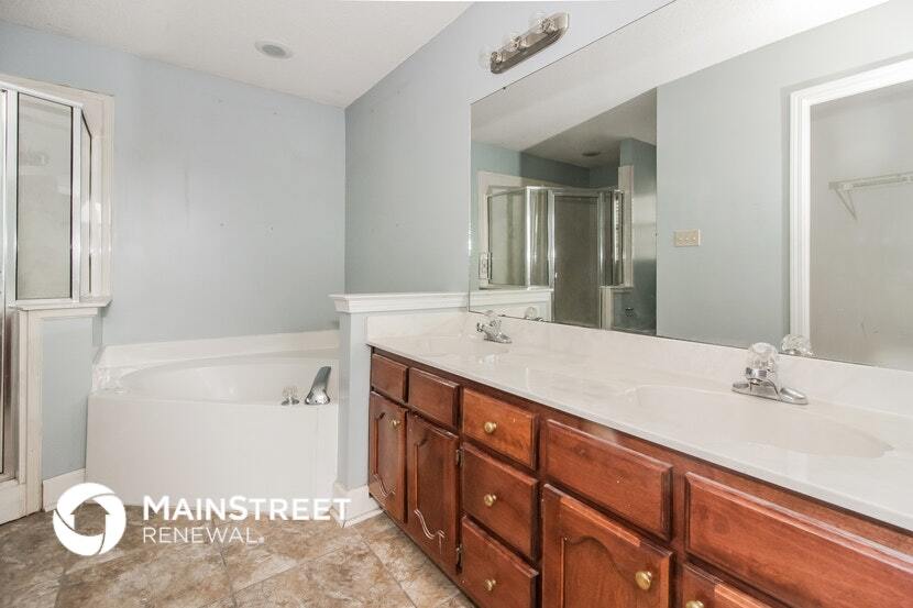 Building Photo - 768 Breeze Way