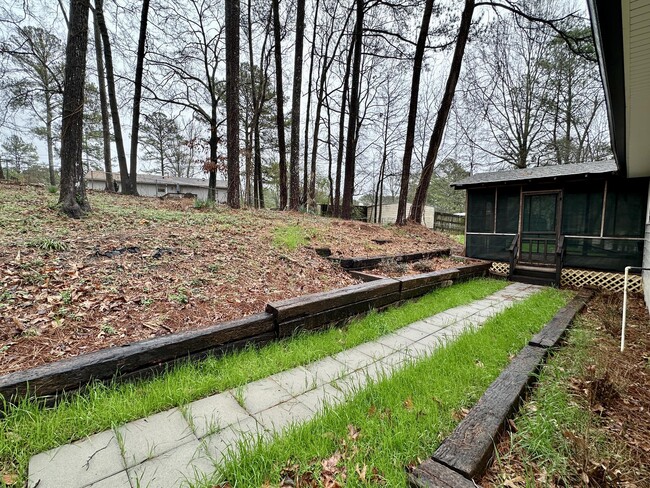 Building Photo - 2413 Pentland Dr