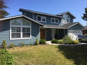Building Photo - 16141 Azalea Way