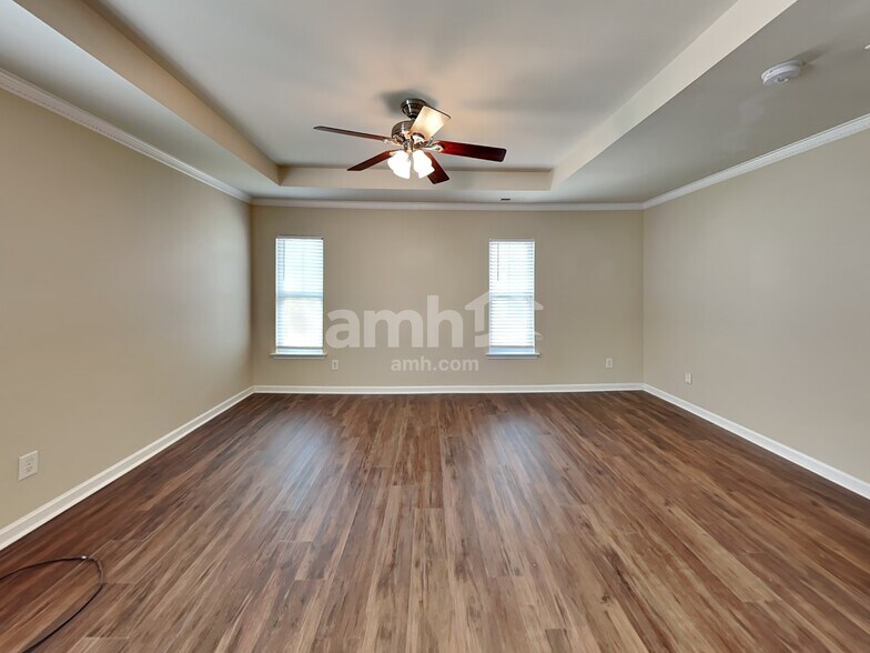 Building Photo - 13207 Meadowmere Rd