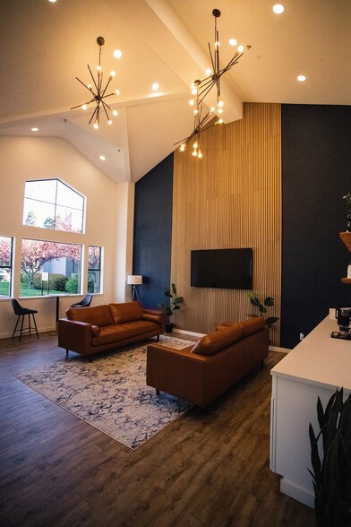 Building Photo - ReNew on Summerfield