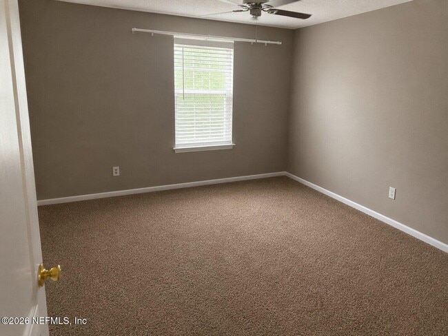 Building Photo - 11175 Castlemain Cir W