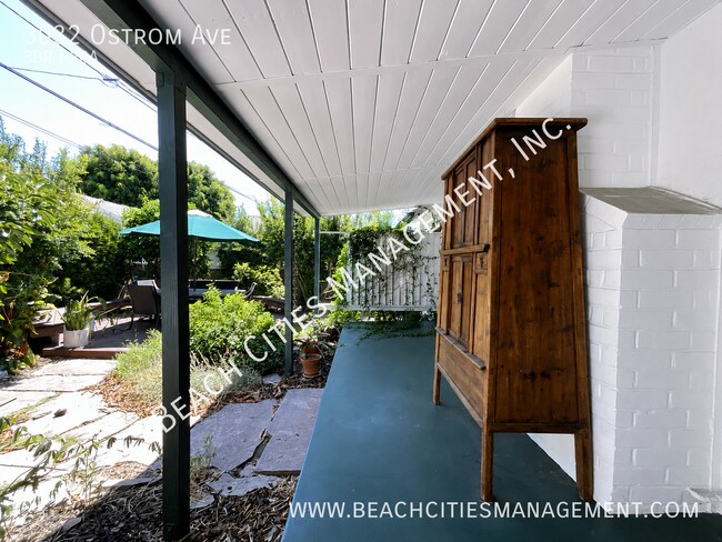Building Photo - 3032 Ostrom Ave
