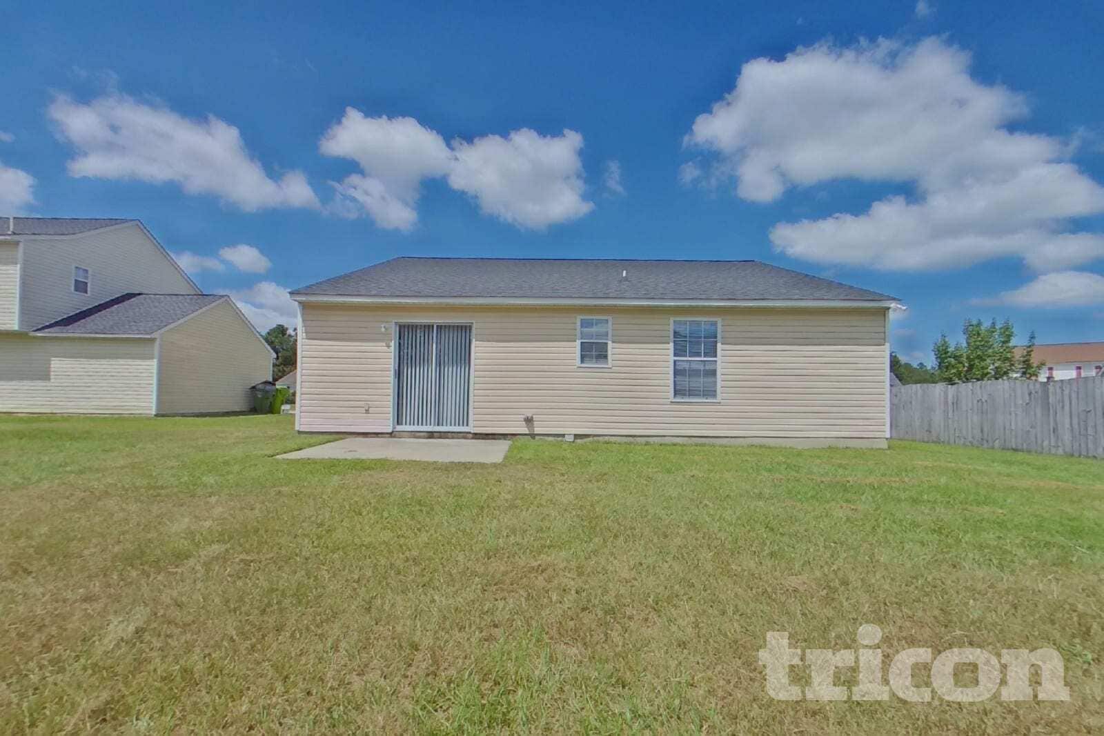 Building Photo - 208 Denby Cir