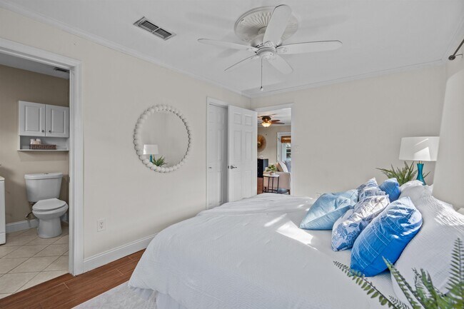 Building Photo - 146 Menendez Rd