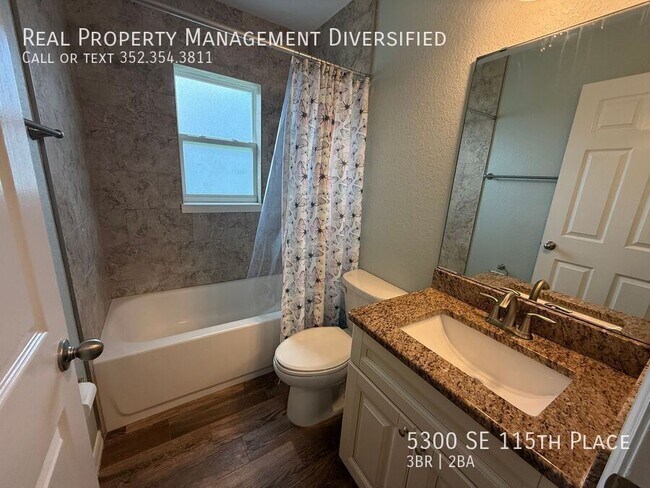 Building Photo - 5300 SE 115th Pl