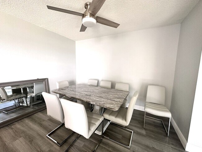 Building Photo - STUNNING 2/2 RIVERFRONT RENTAL IN KEY HARBOR
