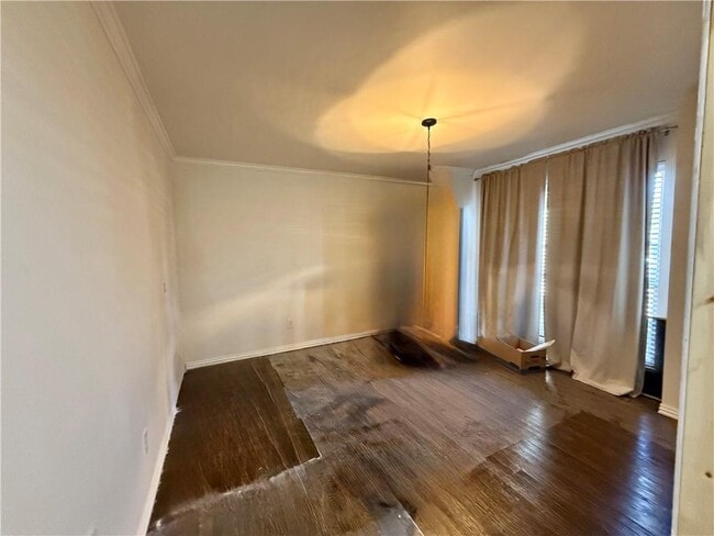 Building Photo - 101 Fox Glove Ln