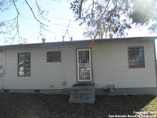 Building Photo - 215 Edna-