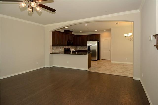 Building Photo - 897 Shelby Ln