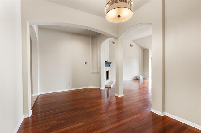 Building Photo - 725 Botany Bay Cir