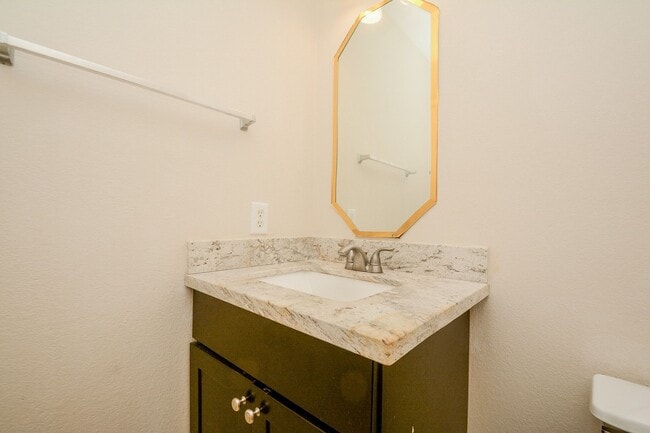 Building Photo - 8402 Brickhaven Ln