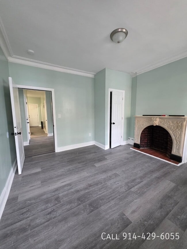 Building Photo - 34 Garfield St