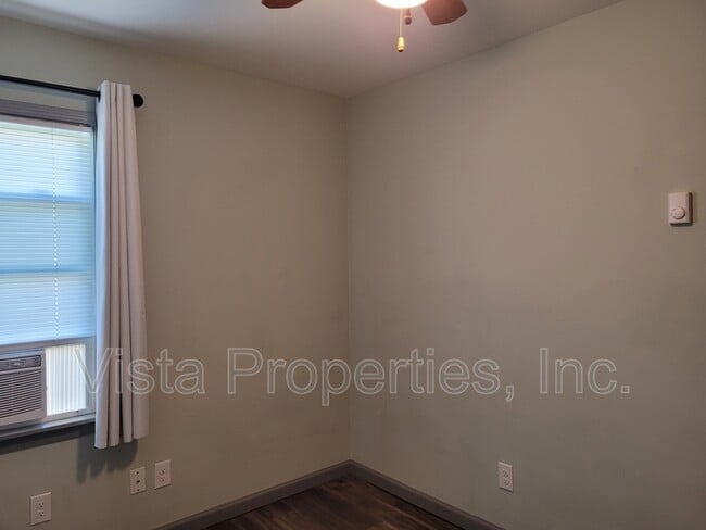 Building Photo - 127 Boston Ct