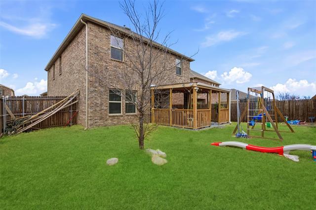 Building Photo - 807 Cormorant St