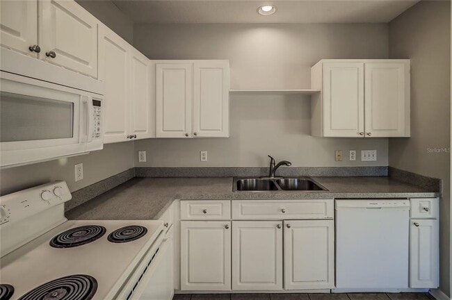 Building Photo - 3117 Summer Cruise Dr