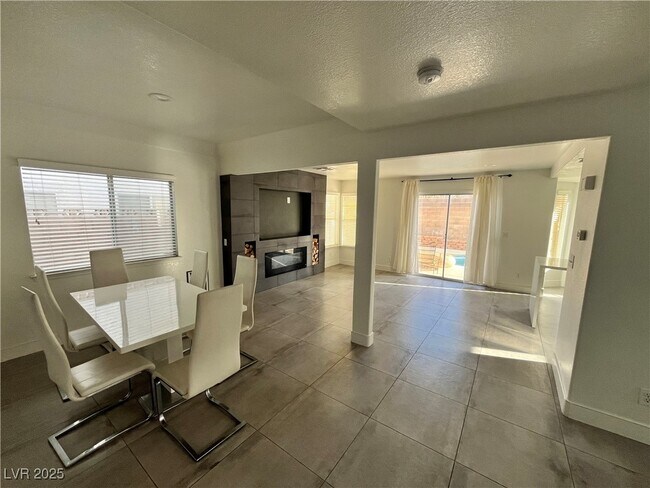 Building Photo - 9229 Magic Flower Ave